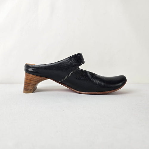 Think! Black Leather Clog Heels Mary Jane Strap Comfort Shoes Size 7.5