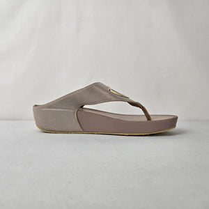 MEXX Champagne Metallic Wedge Thong Sandals Comfort Flip Flops Size 9