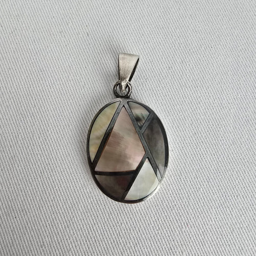 Sterling Silver 925 Inlay Pendant Mother of Pearl Mosaic Oval
