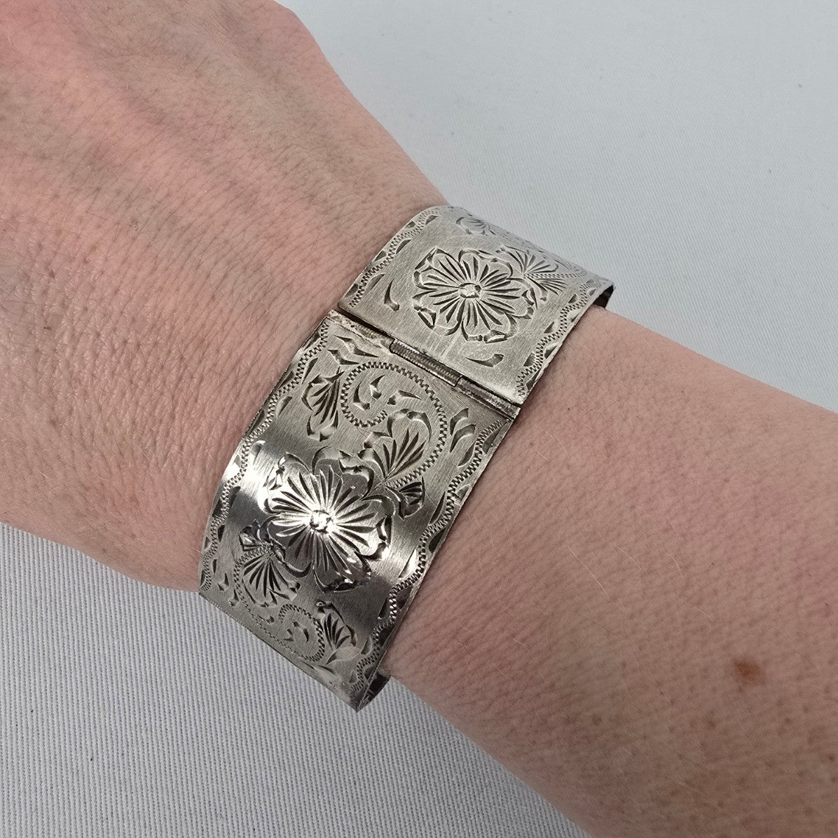 Sterling Silver 925 Wide Cuff Bracelet Floral Engraved Vintage