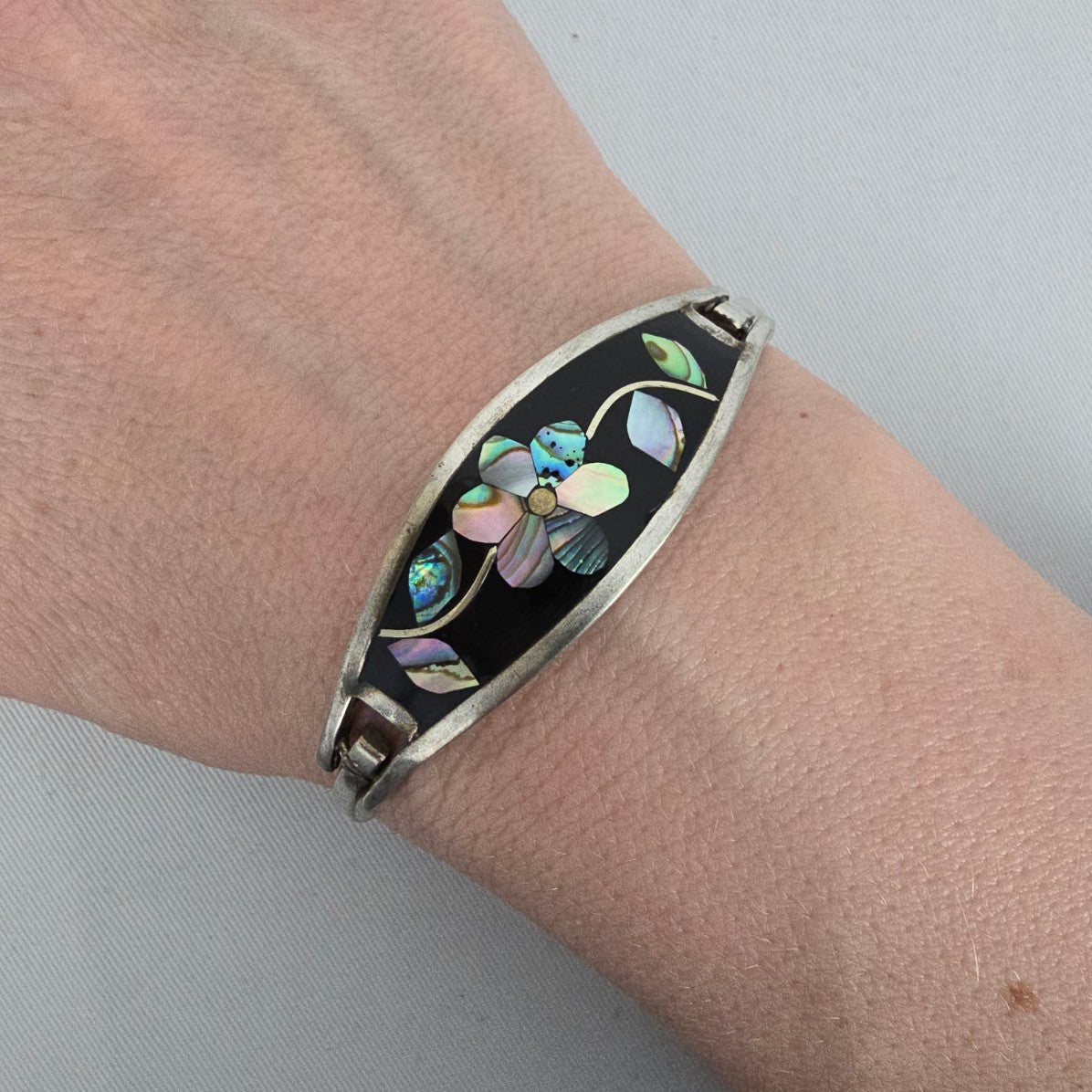 925 Sterling Abalone Inlay Hinged Bangle Bracelet