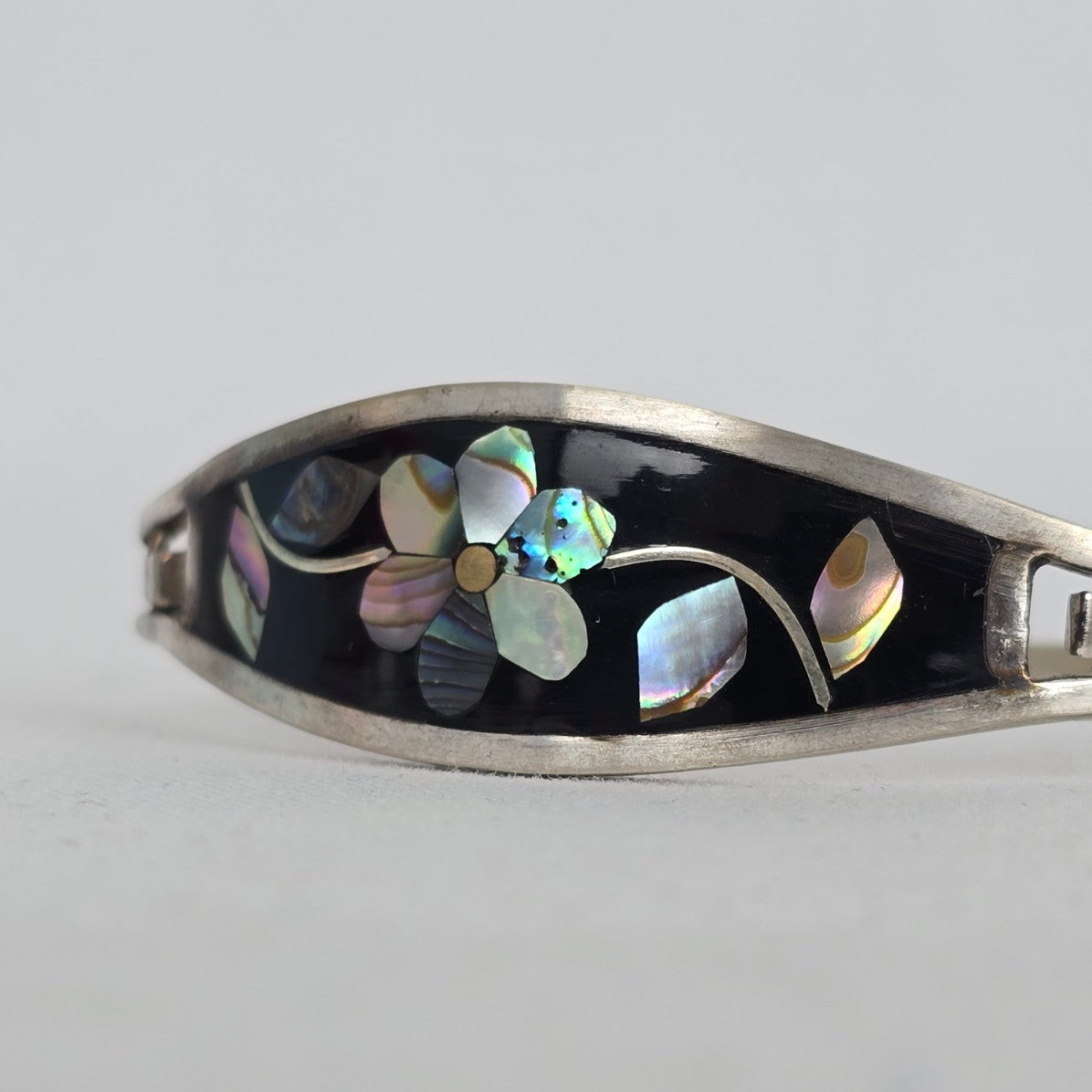 925 Sterling Abalone Inlay Hinged Bangle Bracelet