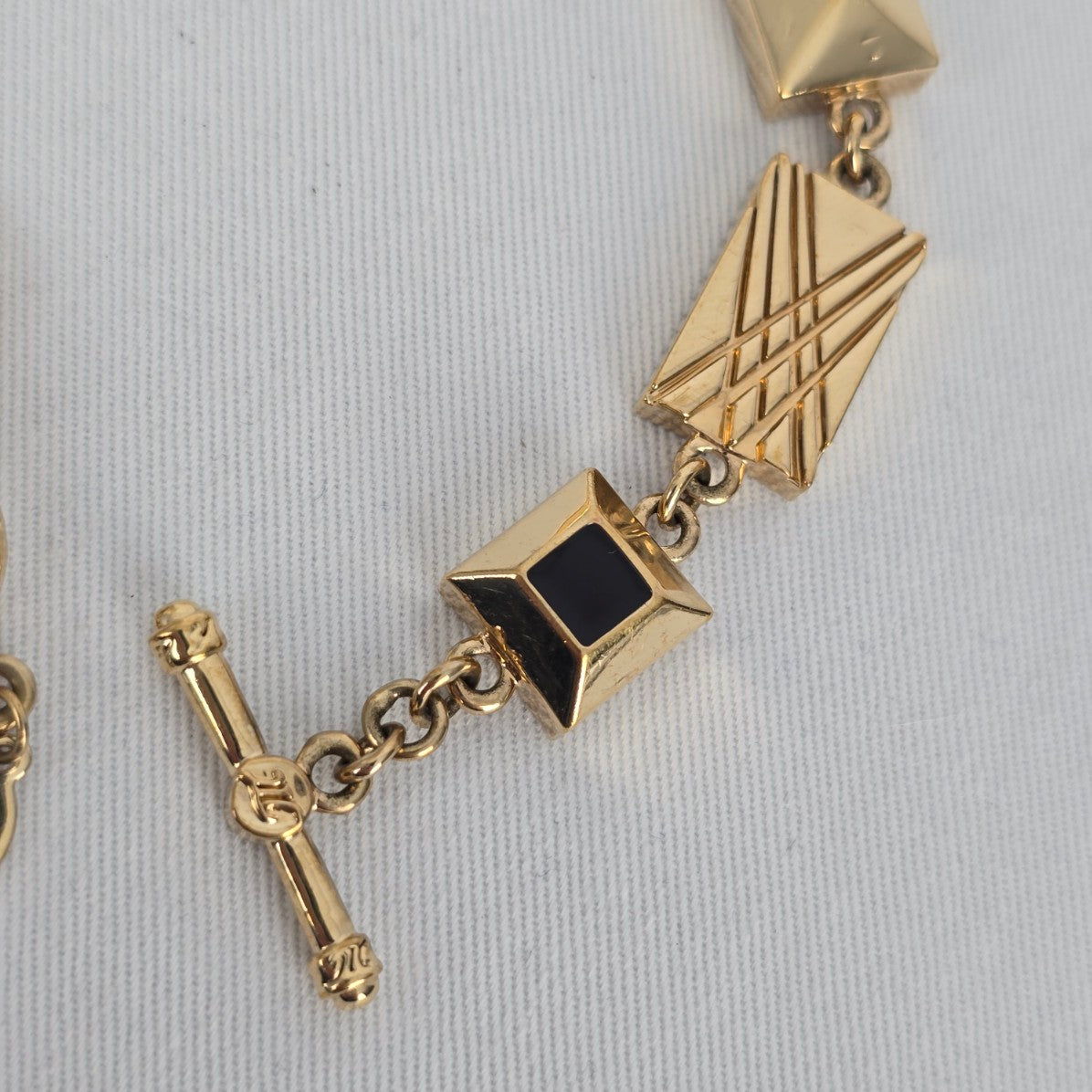 Myka Gold Tone Geometric Link Bracelet Toggle Clasp