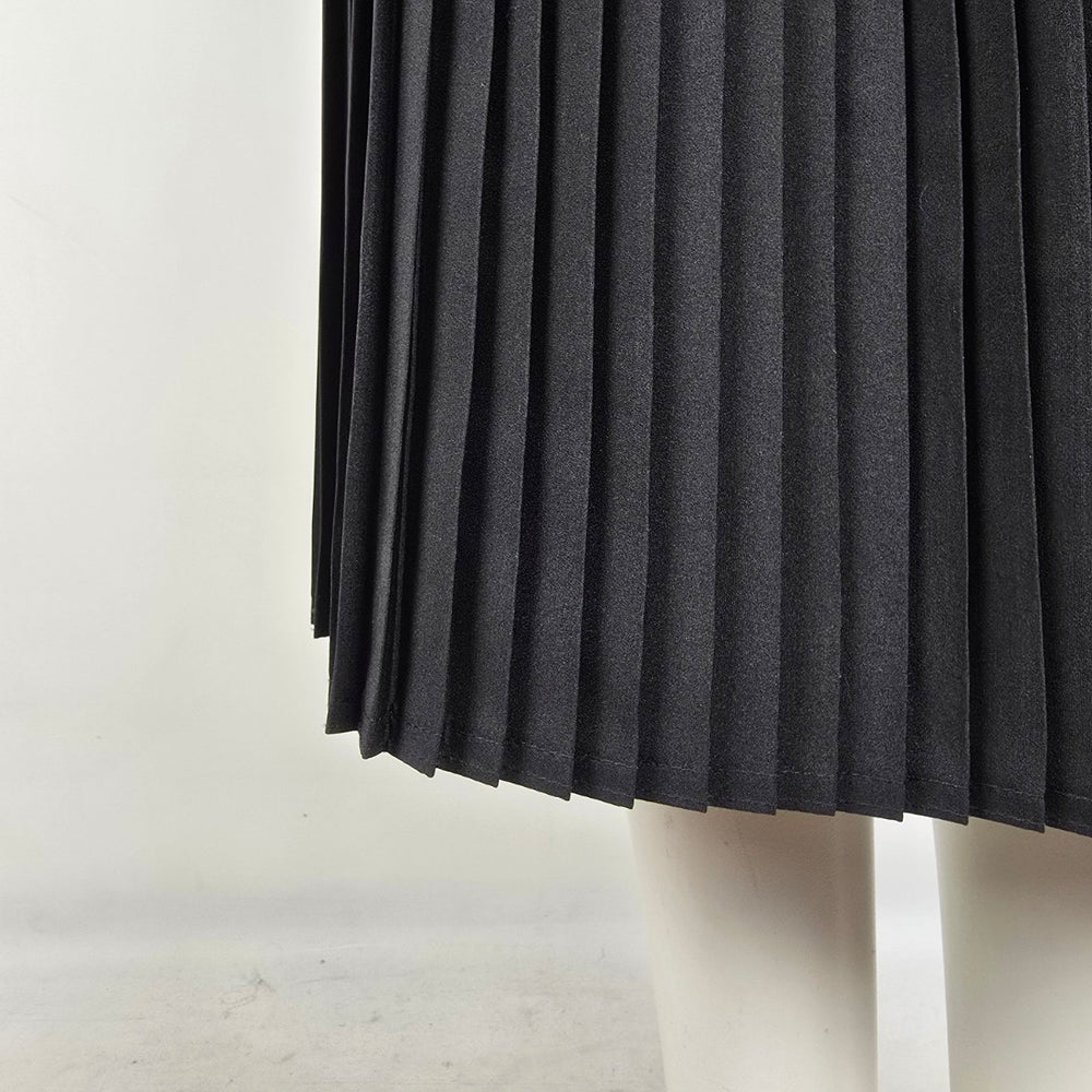Vintage Black Pleated Midi Skirt Size 6 Made in Canada Minimalist Officecore
