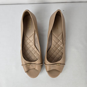 Cole Haan Grand.OS Nude Leather Peep Toe Wedge Heels Size 12 Comfort Pumps