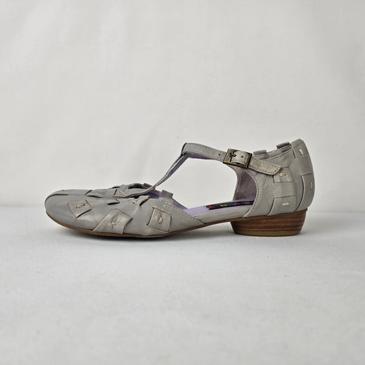 Everybody BZ Moda Gray Woven Leather T-Strap Mary Jane Flats Shoes Size 8