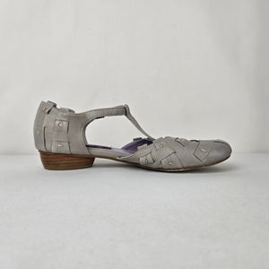 Everybody BZ Moda Gray Woven Leather T-Strap Mary Jane Flats Shoes Size 8