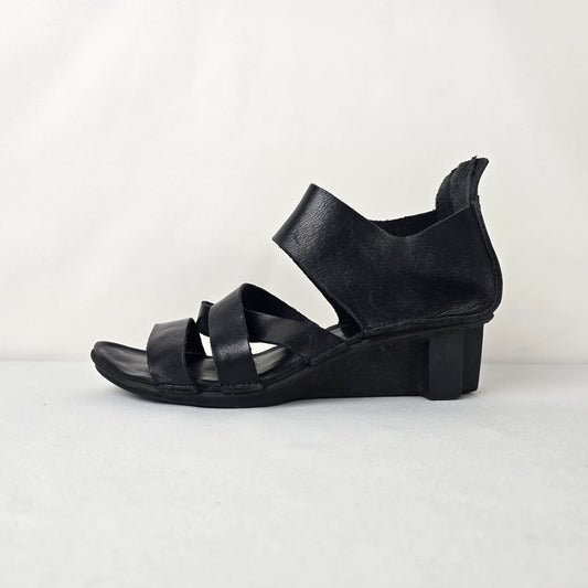 Trippen Black Leather Asymmetrical Sandals Comfort Block Heel Size 9
