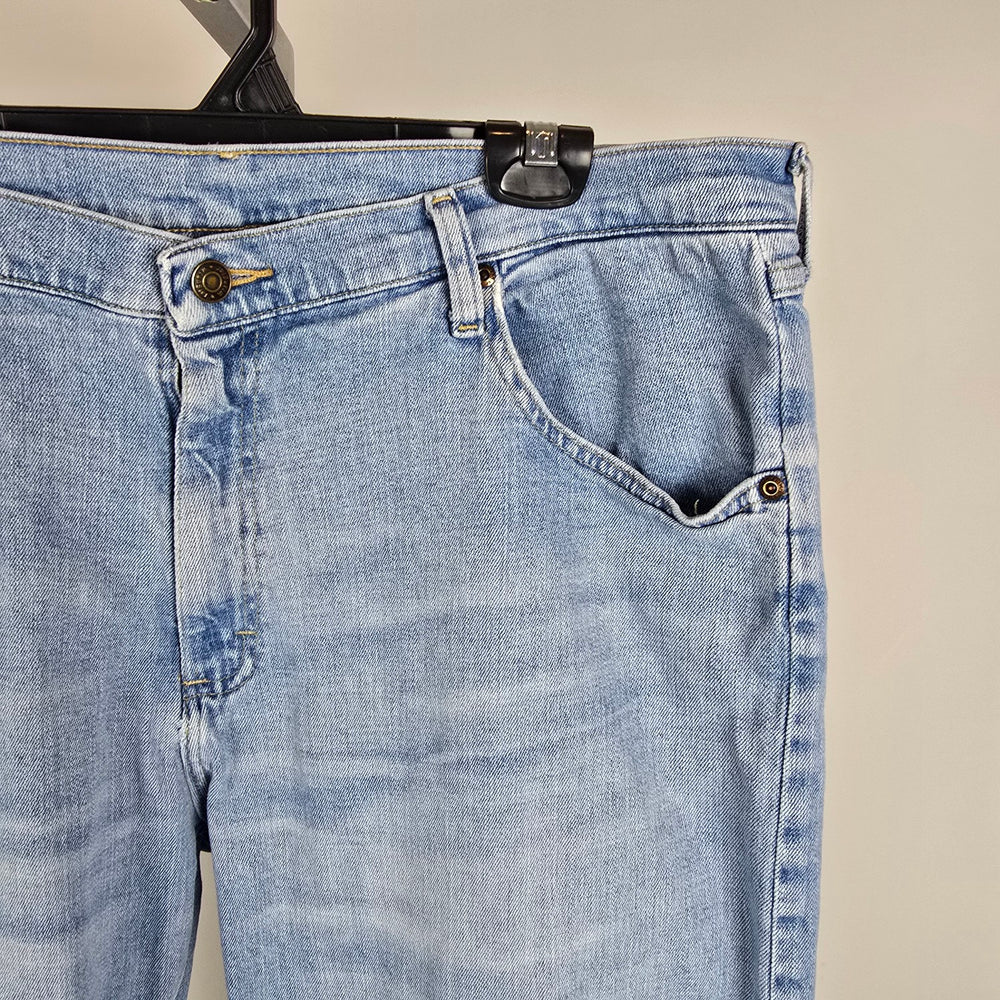 Vintage Wrangler Denim Jeans Cropped Raw Hem Light Wash Size L/XL