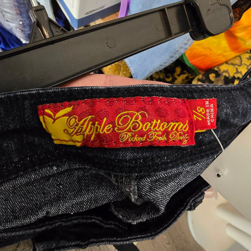 Vintage Apple Bottoms Dark Wash Embroidered Jeans Size 7/8