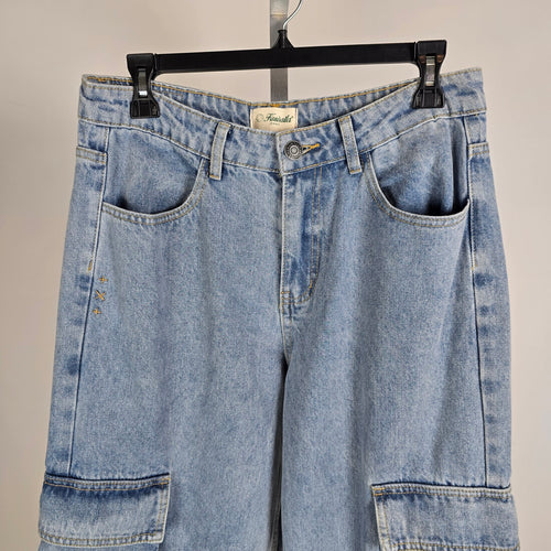 Kuwalla Low Rise Cargo Wide Leg Light Wash Jeans Size 28