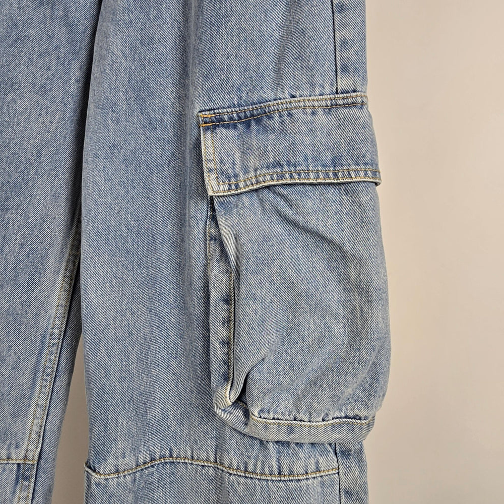 Kuwalla Low Rise Cargo Wide Leg Light Wash Jeans Size 28