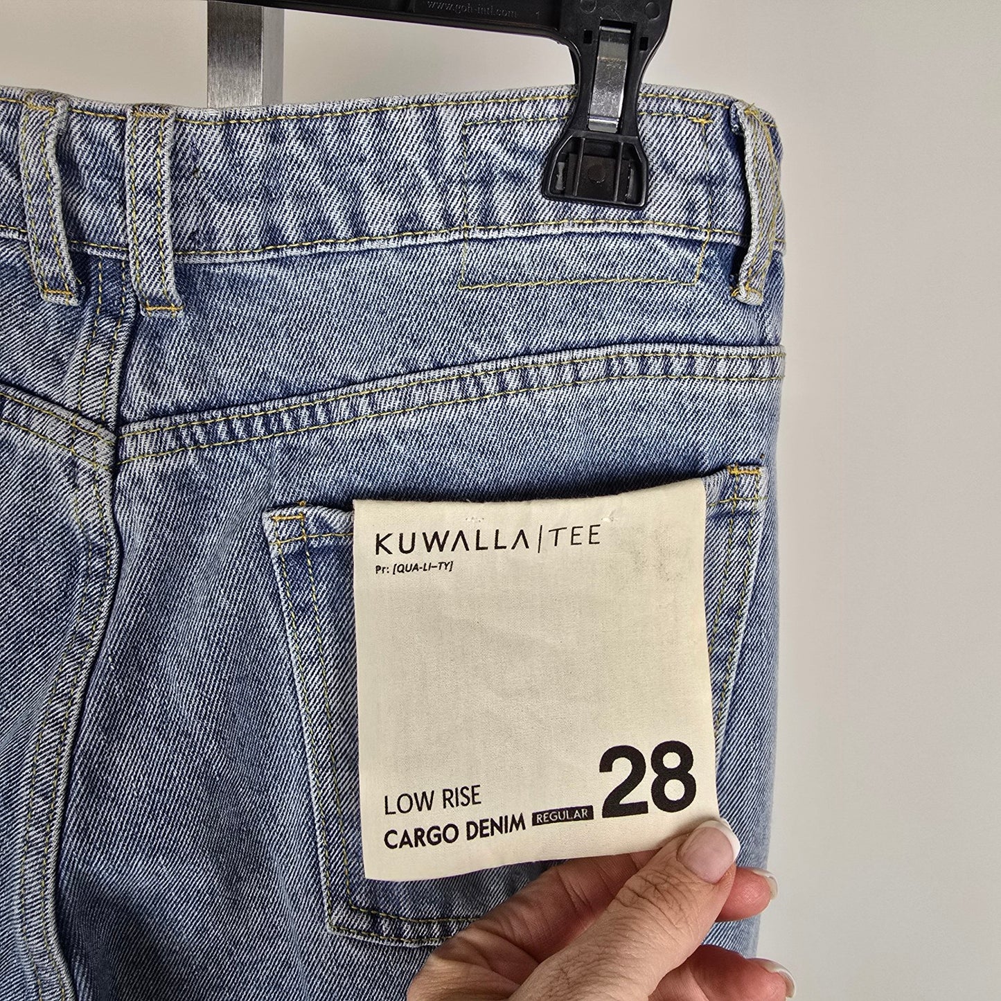 Kuwalla Low Rise Cargo Wide Leg Light Wash Jeans Size 28