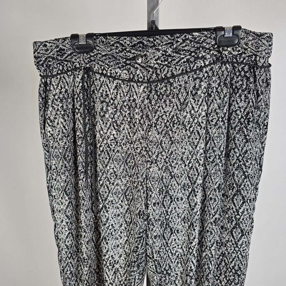 Sandwich_ Black White Printed Tapered Rope Belt Pants Size M