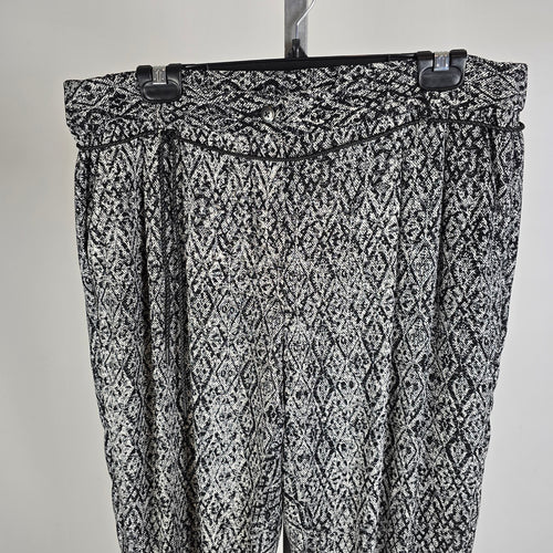 Sandwich_ Black White Printed Tapered Rope Belt Pants Size M