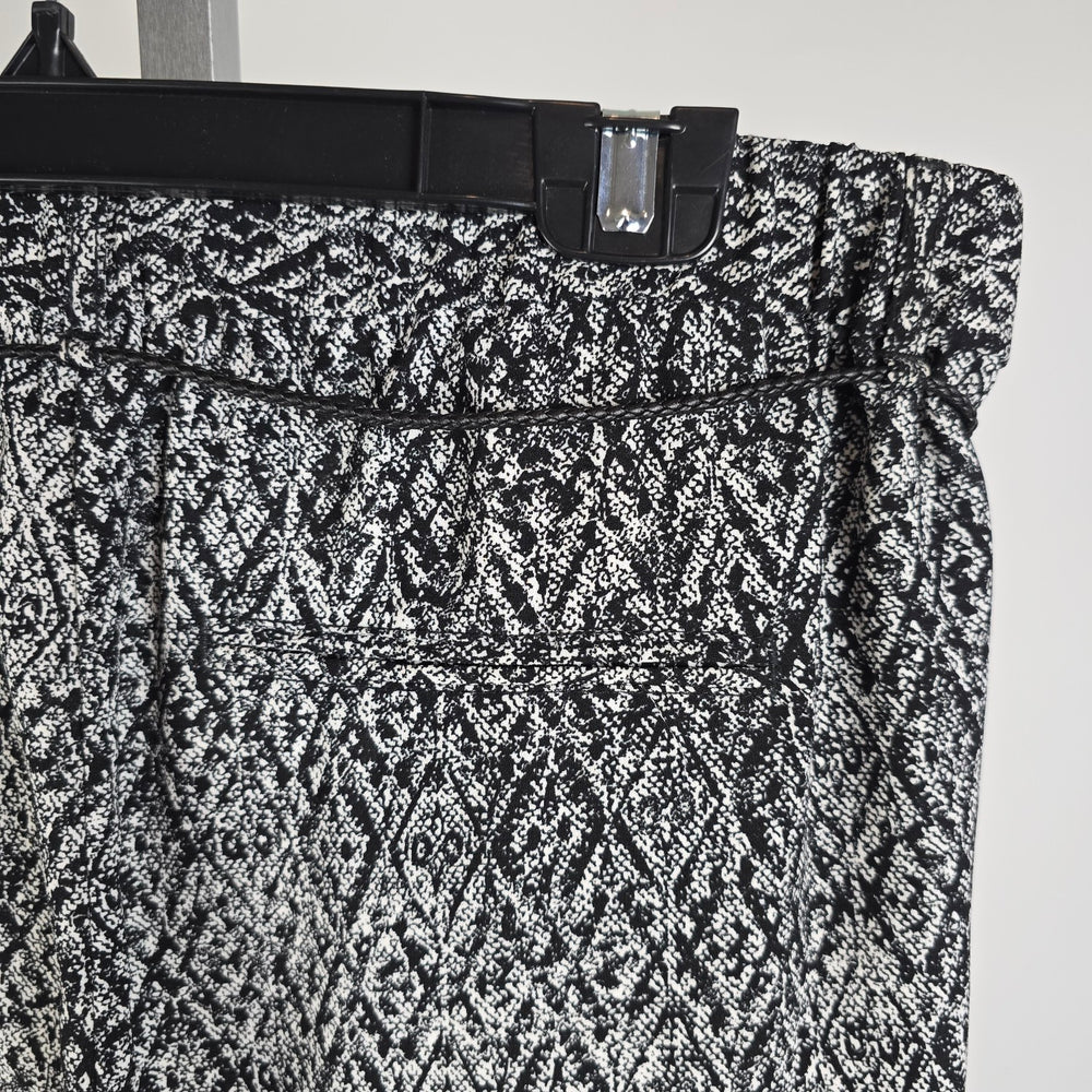 Sandwich_ Black White Printed Tapered Rope Belt Pants Size M