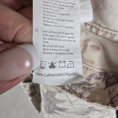 Refuge Beige Woodland Camo Bermuda Shorts Size M