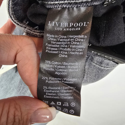 Liverpool Los Angeles Kessler Raw Hem Cropped Flare Jeans Size 4/27