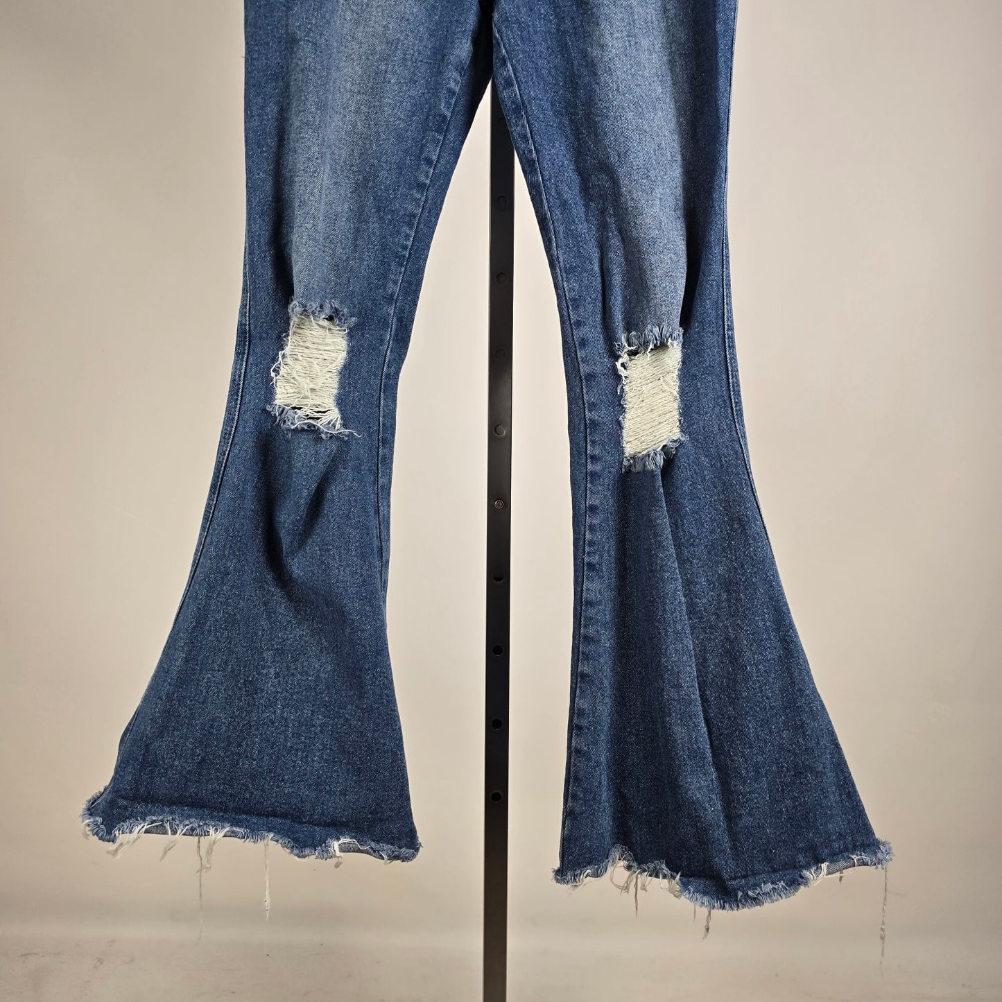 dELiA*s Y2K Distressed Bell Bottom Flare Jeans Size M