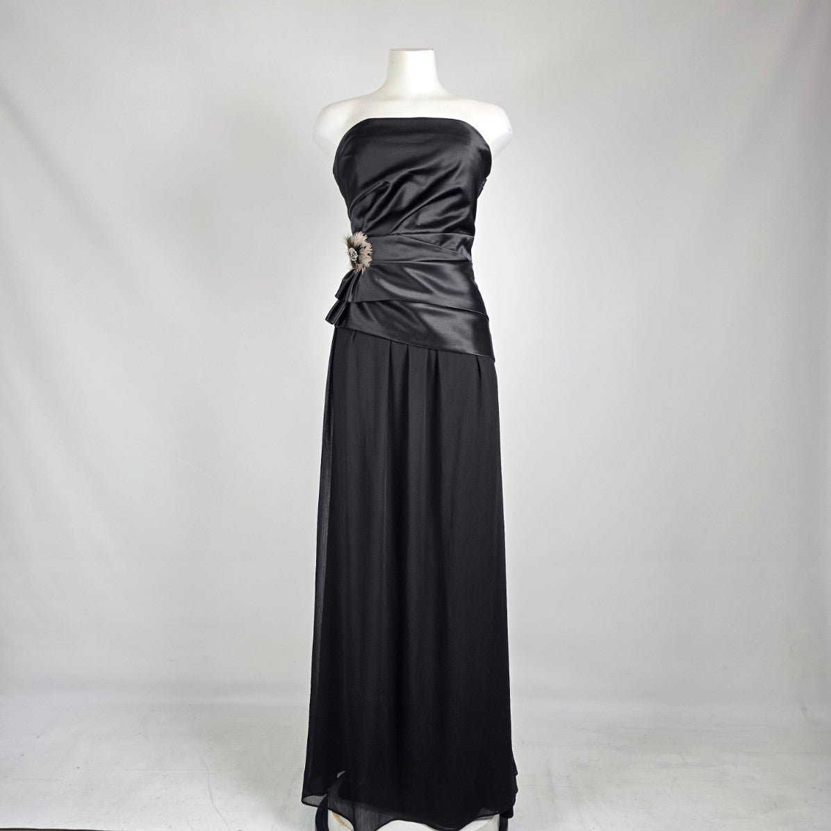 Max & Cleo Black Strapless Formal Gown Size 14