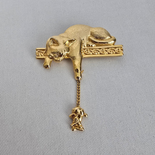 Vintage Gold Tone Cat Pin Figural Brooch with Mouse