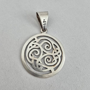 Vintage Silpada Sterling Silver 925 Handmade Celtic Knot Large Circle Pendant