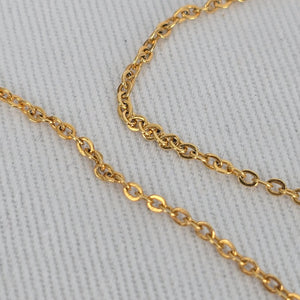 Vintage Gold Tone Blue Crystal Pendant Necklace