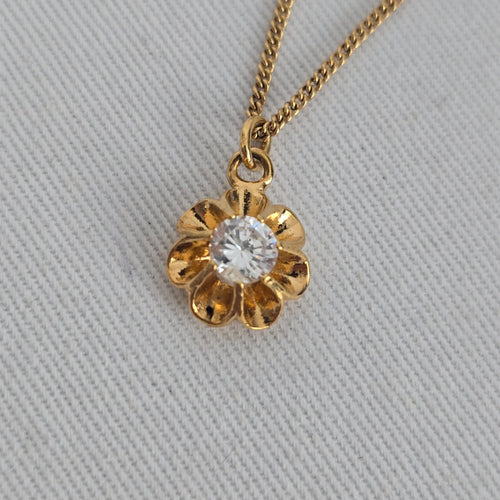 Vintage Gold Tone Daisy Crystal Necklace