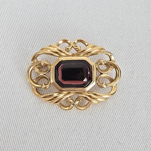 Vintage Gold Tone Garnet Glass Brooch Filigree Style Pin