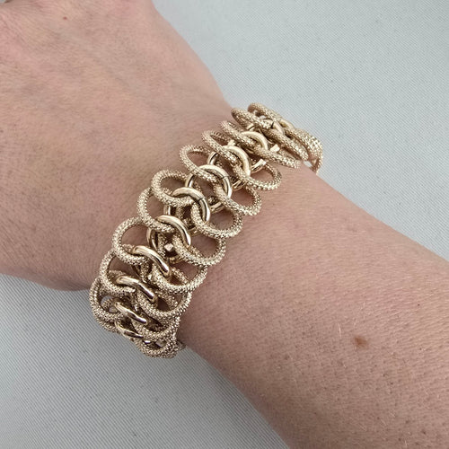 Vintage Gold Tone Textured Link Bracelet Statement Chain