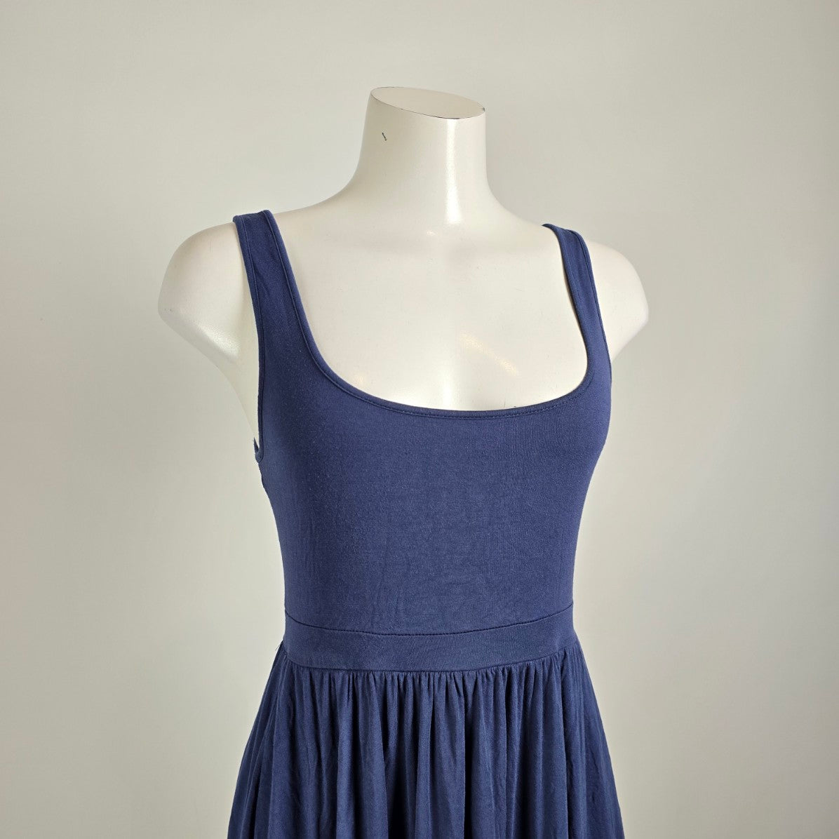 Wilfred by Aritzia Navy Fit & Flare Midi Dress Minimalist Balletcore sz M