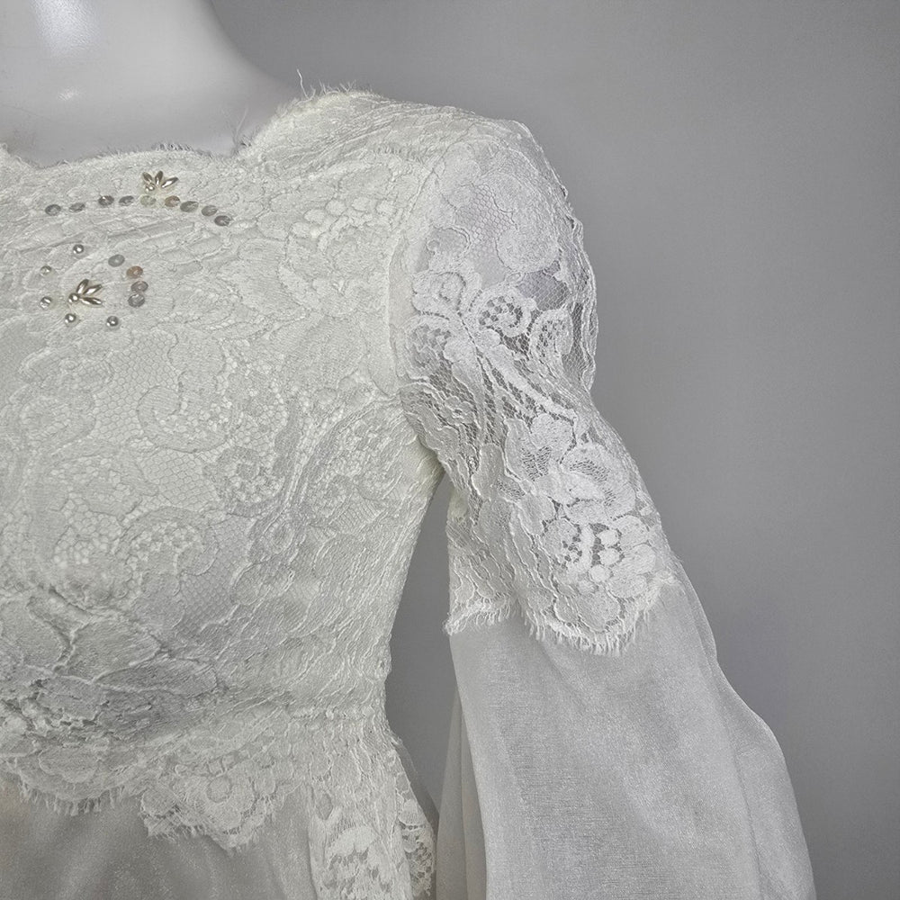 Vintage 70s Wedding Dress Size S/M White Lace Puff Sleeve Bridal Gown Fairytale Princess Dress