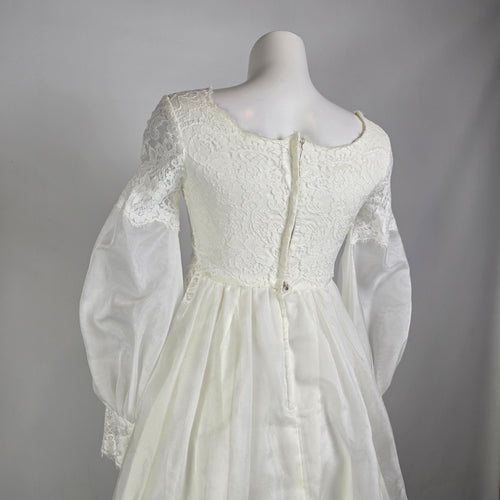 Vintage 70s Wedding Dress Size S/M White Lace Puff Sleeve Bridal Gown Fairytale Princess Dress