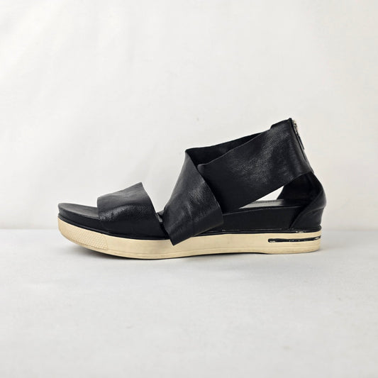 Eileen Fisher Black Leather Platform Sandals Ankle Strap Size 9.5