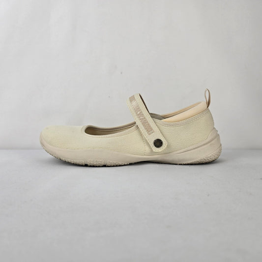 JSport by Jambu Melody Mary Jane Flats Cream Comfort Shoes Size 8