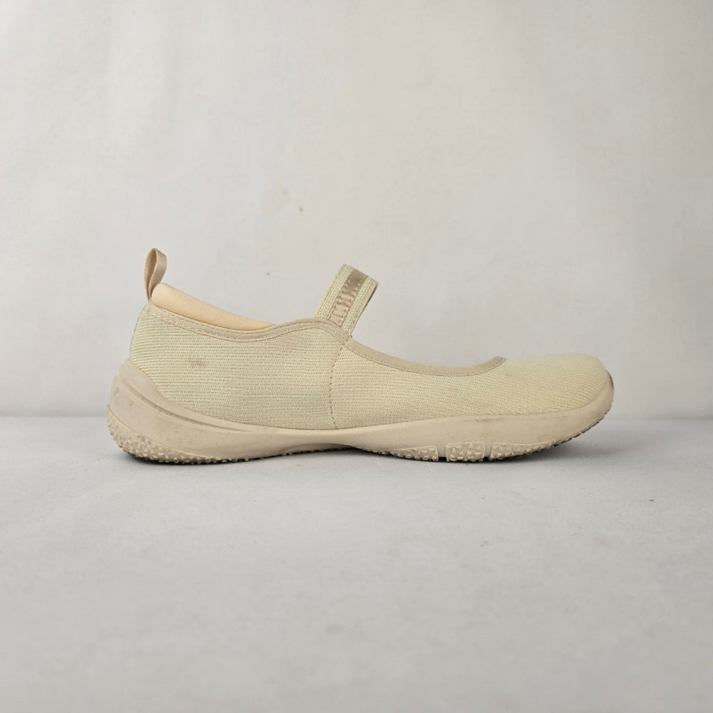 JSport by Jambu Melody Mary Jane Flats Cream Comfort Shoes Size 8