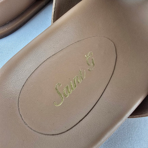 Saint Savoy Floral Leather Flip Flop Sandals Taupe Comfort Slides Size 10