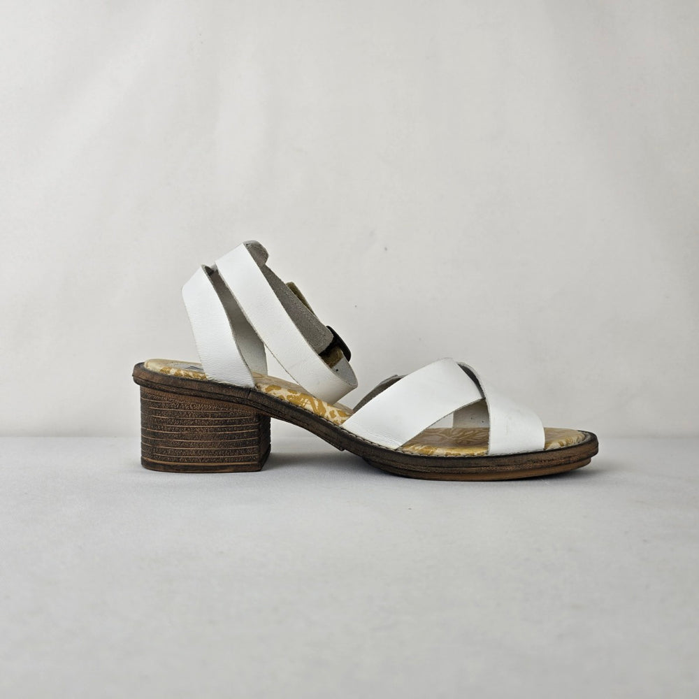 Fly London White Leather Block Heel Sandals Ankle Strap Size 10