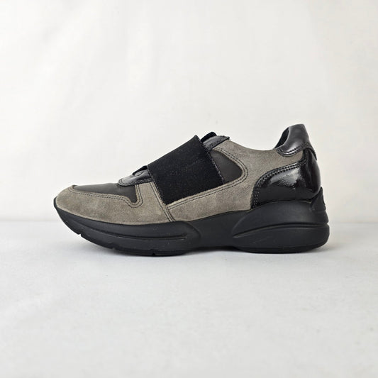 IGI & CO Italian Leather Sneakers Gray Black Slip On Comfort Shoes Size 8.5