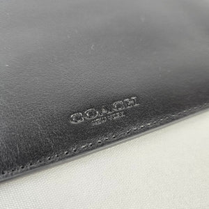 Coach Black Leather Zip Clutch Wallet Wristlet Pouch