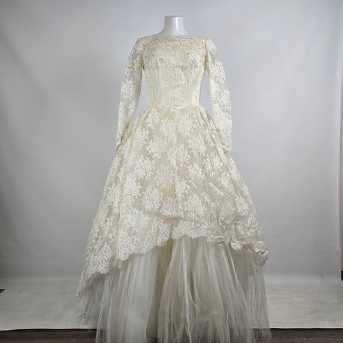 Vintage Lace Tulle Wedding Dress Long Sleeve Bridal Gown