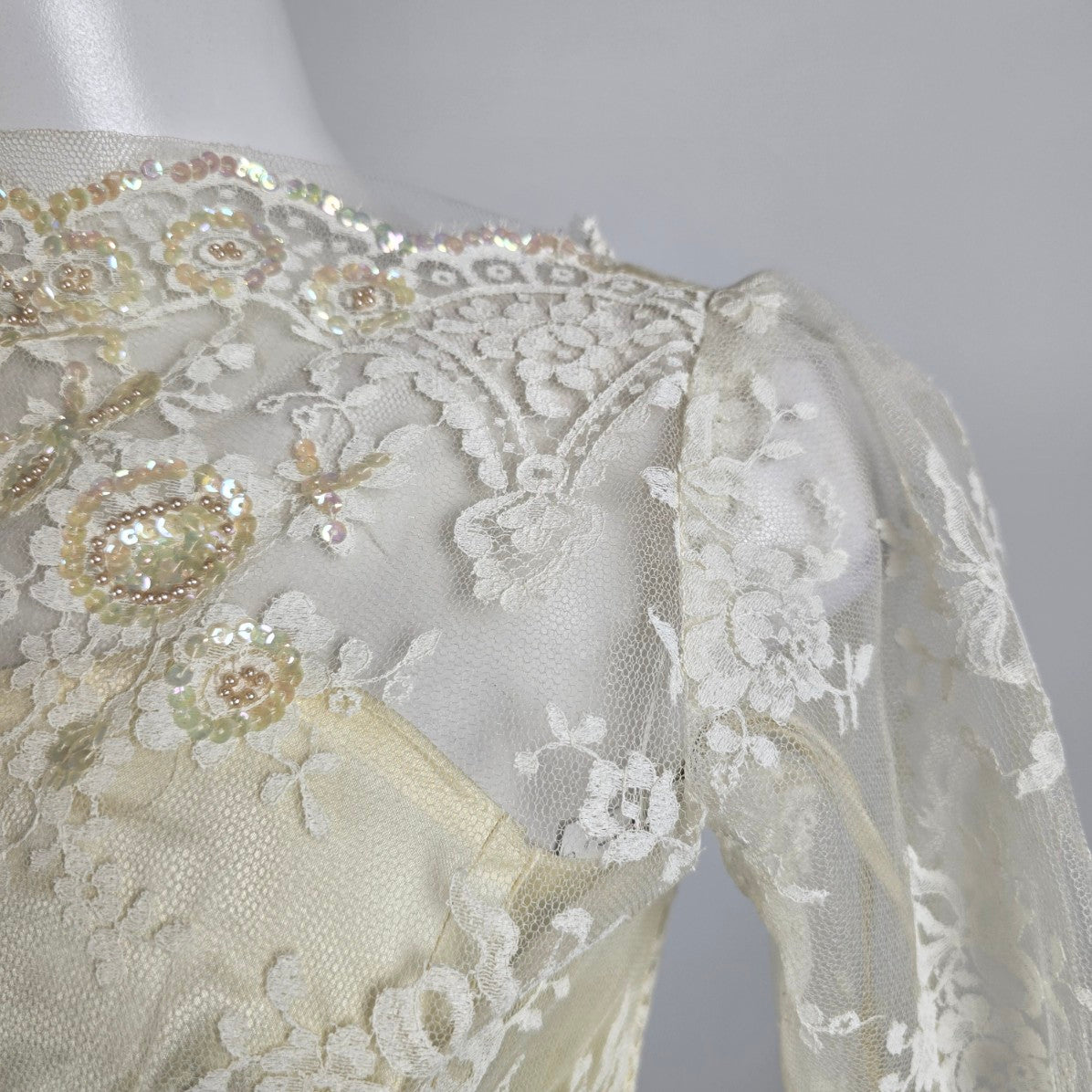 Vintage 70s Lace Tulle Beaded Wedding Dress Bridal Gown