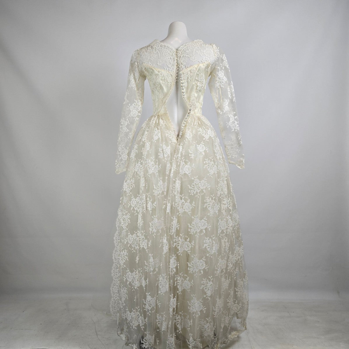 Vintage 70s Lace Tulle Beaded Wedding Dress Bridal Gown