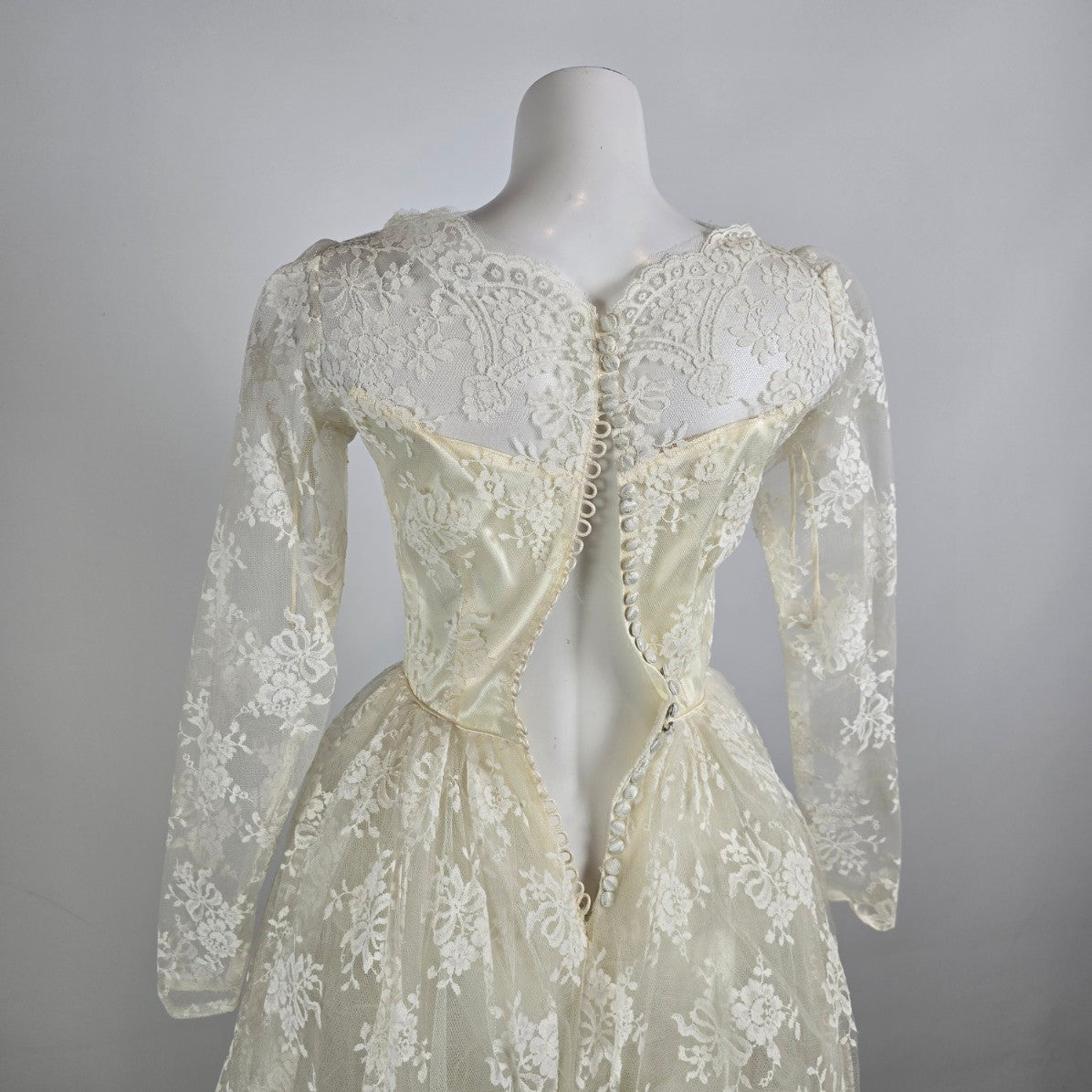 Vintage 70s Lace Tulle Beaded Wedding Dress Bridal Gown
