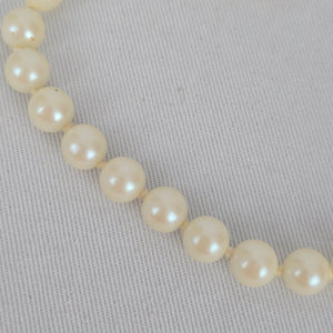 Vintage Faux Pearl Necklace Gold Tone Clasp