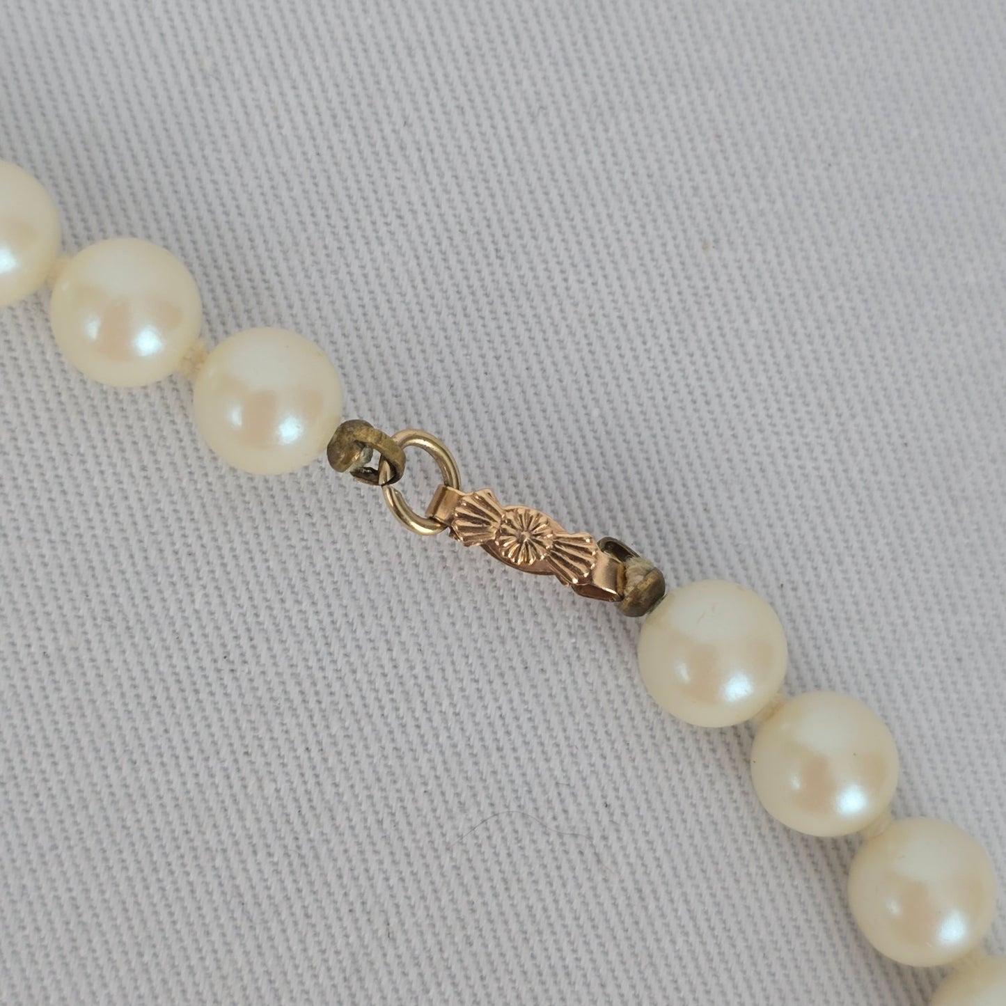 Vintage Faux Pearl Necklace Gold Tone Clasp