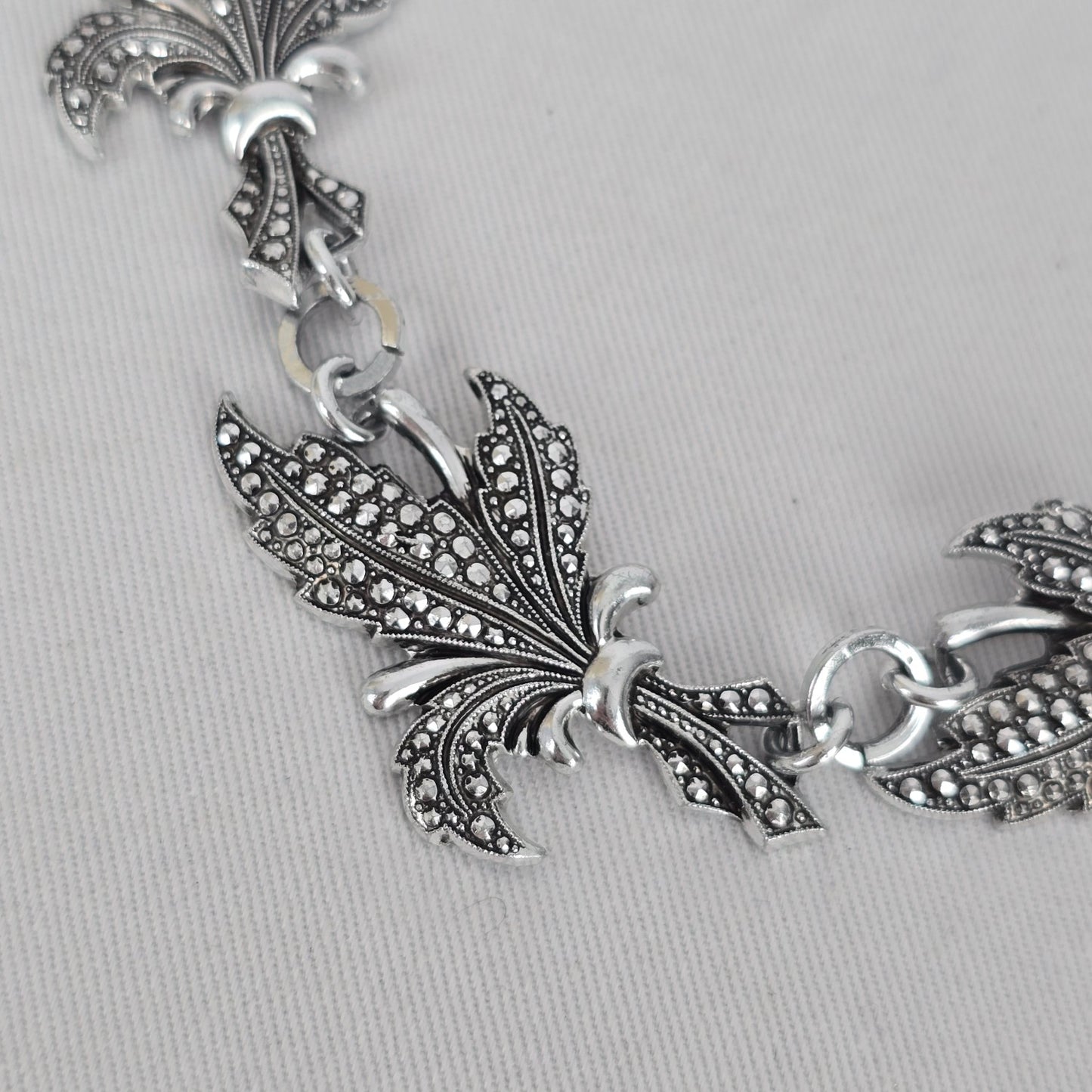 Vintage Silver Tone Textured Link Statement Necklace Hook Clasp