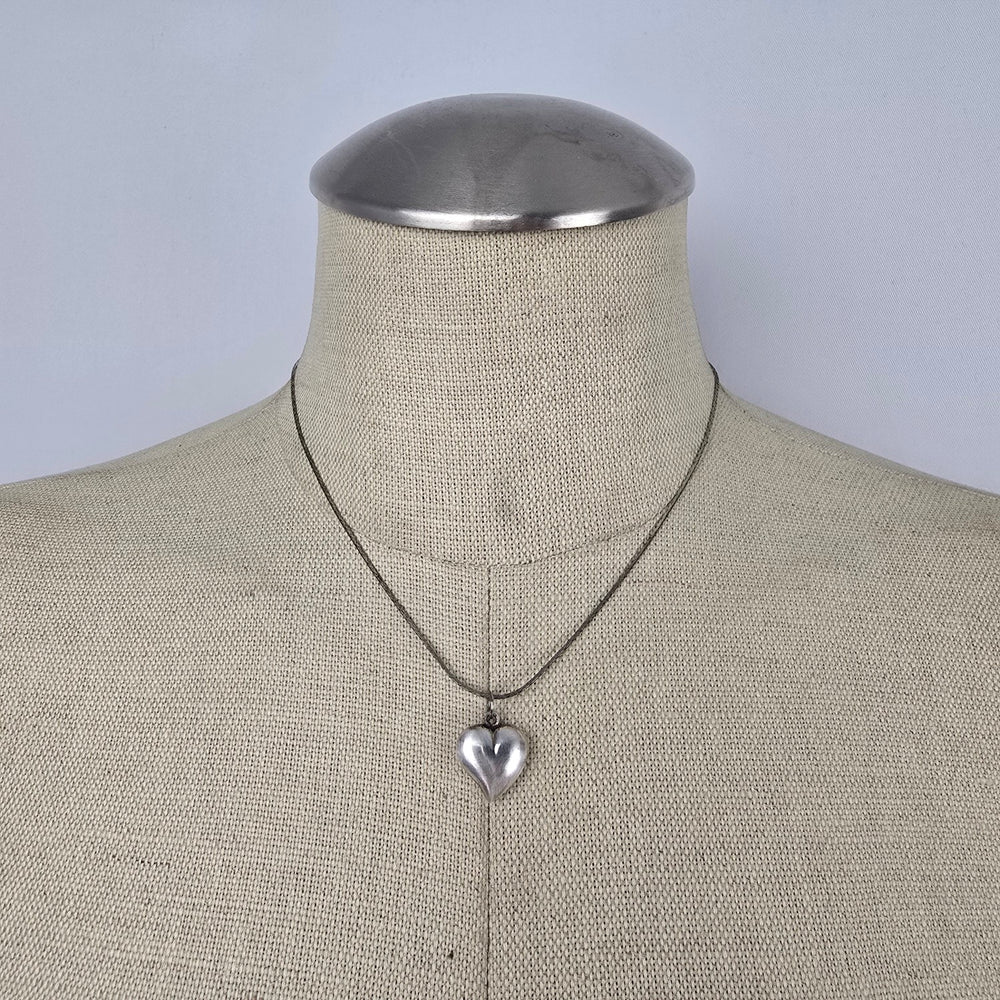 Vintage Silver Tone Heart Pendant Necklace Dainty Minimalist Jewelry