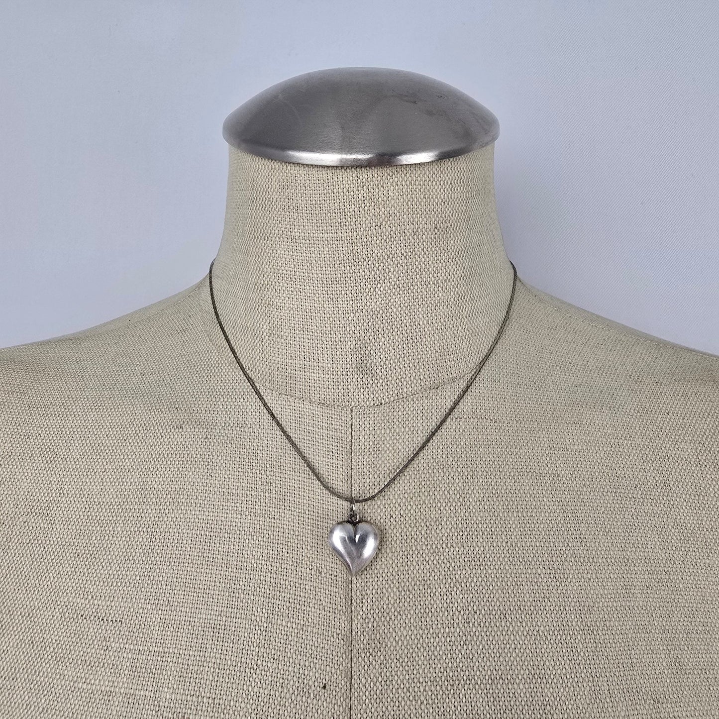 Vintage Silver Tone Heart Pendant Necklace Dainty Minimalist Jewelry