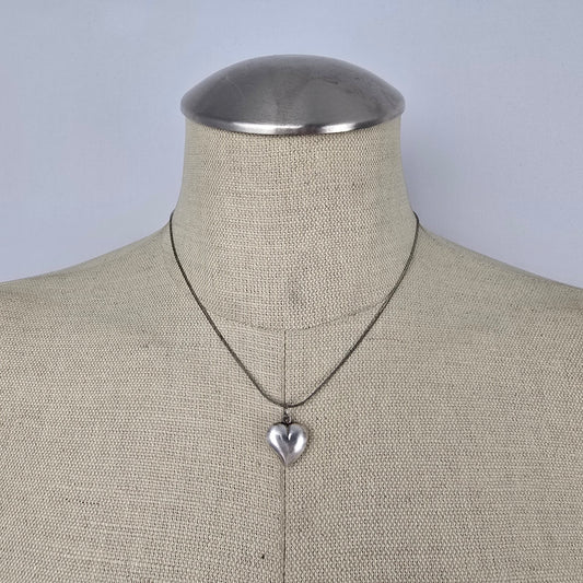Vintage Silver Tone Heart Pendant Necklace Dainty Minimalist Jewelry